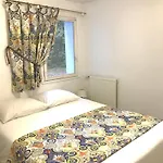 Bed & Breakfast La Cachette D Oona, D Hotes Au Calme 3*