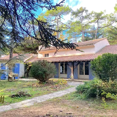 Alojamento de Acomodação e Pequeno-almoço La Cachette D Oona, D Hôtes Au Calme