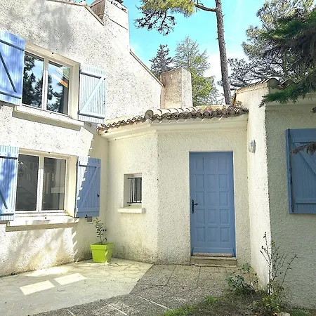 La Cachette D Oona, D Hôtes Au Calme Alojamento de Acomodação e Pequeno-almoço