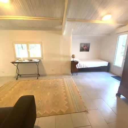 فندق مبيت وإفطار La Cachette D Oona, D Hotes Au Calme سان جان دي مونت